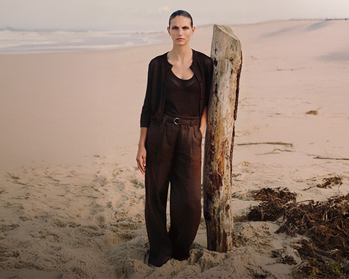 naviteaser_leinen woman.jpg